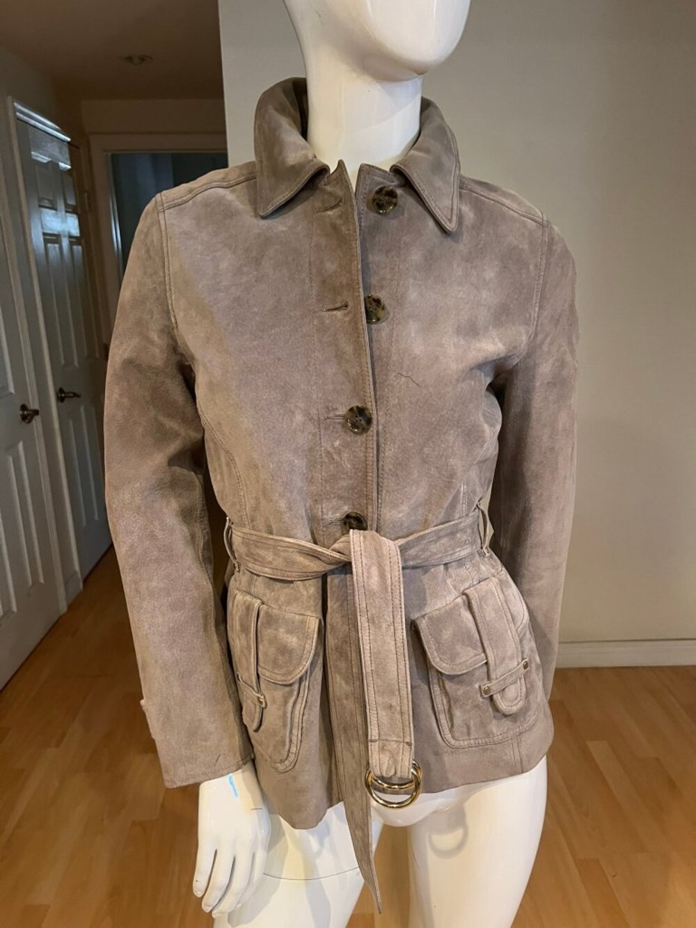 MAX MARA WEEKEND SUEDE UTILITY BELTED JACKET SIZE 8 / MEDIUM GRAY